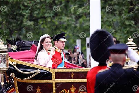 Prince William and Catherine Wedding Editorial Photo - Image of ride ...