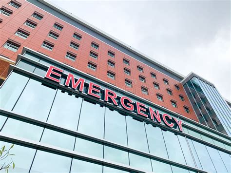 Emergency Room Sign on the Side of a Hospital Stock Image - Image of ...