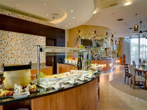 Arabella Hotel & Spa | Book Your Dream Self-Catering or Bed and ...