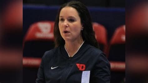 Dayton Flyers women's basketball head coach resigns - Dayton Daily Magazine