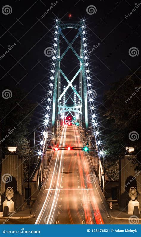 Traffic Traveling Over the Lions Gate Bridge at Night. Stock Image ...