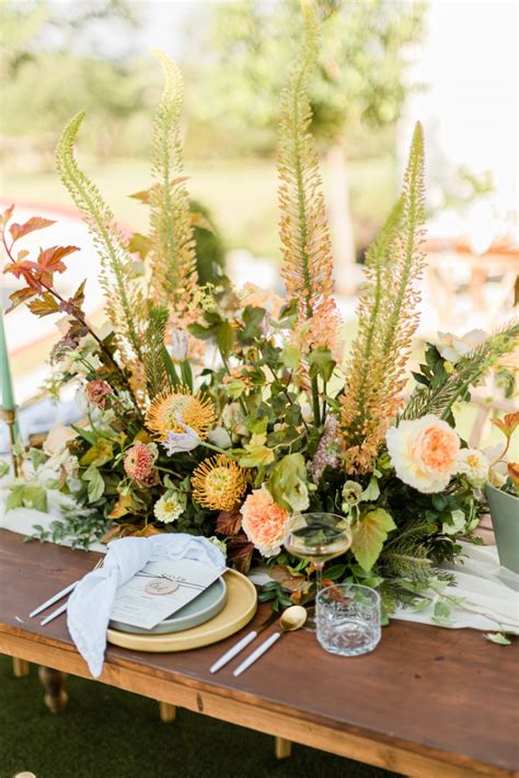 Texas Wildflowers | An Eclectic & Organic Nature-Inspired Fall Fete