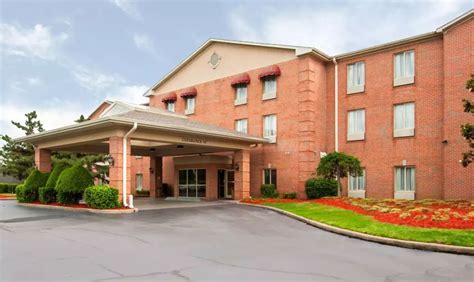 Quality Inn & Suites Germantown North Germantown, Tennessee, US - Reservations.com