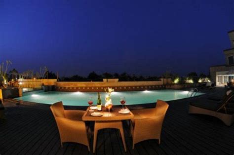 Radisson Blu Agra | Hotels in Agra