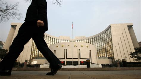 China's central bank backpedals on policy to cut debts - Nikkei Asia