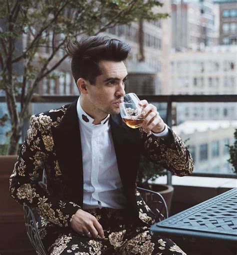 Brendon Urie - Age, Wiki, Bio, Profile, Facts, Wife, Ideal Type