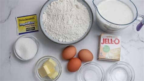 Traditional Polish Pączki (Doughnuts) Recipe