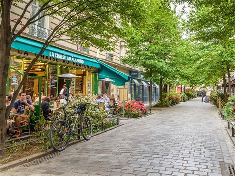 Why Le Marais is the Most Authentic Slice of Paris | Reader's Digest