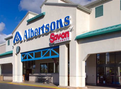 7 Major Changes Albertsons Is Making Right Now — Eat This Not That