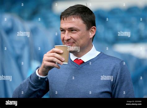 Barnsley manager Paul Heckingbottom Stock Photo - Alamy