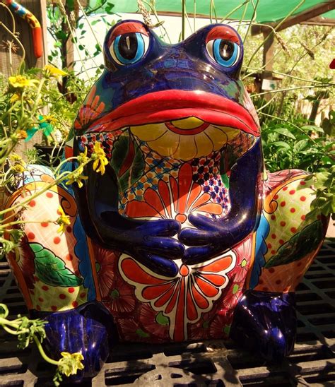 talavera pottery | Desert Gardens Nursery | Talavera pottery, Mexican pottery decor, Frog art