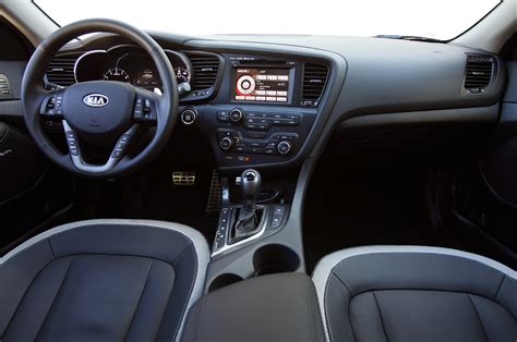 2011 Kia Optima Review