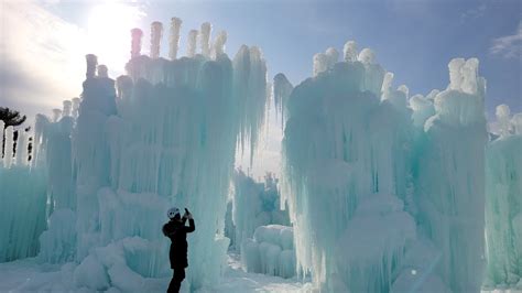 Ice Castles returning to Lake George this winter