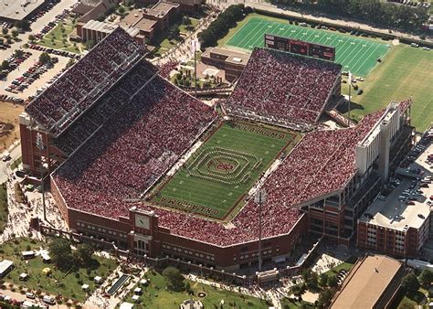 Gaylord Family Oklahoma Memorial Stadium | American Football Wiki | FANDOM powered by Wikia