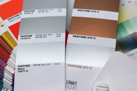 proof.de - Alles rund um Proof, Farbproof, Digitalproof und Online Proof | PANTONE Silber