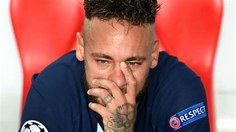 Fans React to Inconsolable Neymar After PSG Loses Champions League ...