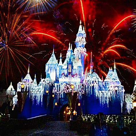 5StarTip🌟: 5 Best Tips for Enjoying Fireworks in Disneyland California! - Always5Star