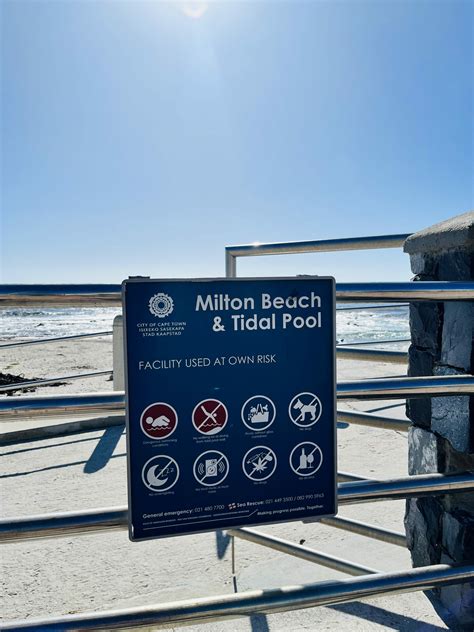 Milton Beach & Tidal Pool / Sea Point - Cape Town with Kids