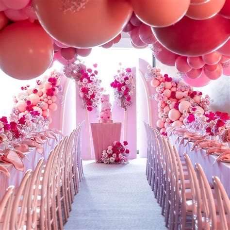 Ways To Use Balloons In Your Wedding Decor - ShaadiWish