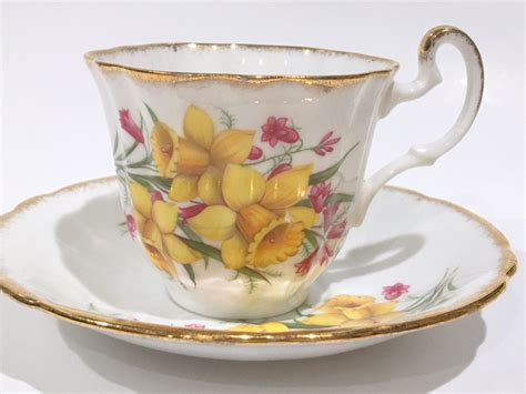 Imperial Tea Cup and Saucer, Yellow Jonquils Daffodils Cup, Antique Tea Cups, Vintage Tea Party ...