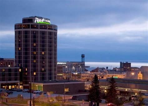 Radisson Hotel Duluth-Harborview in Duluth (MN) - Room Deals, Photos ...