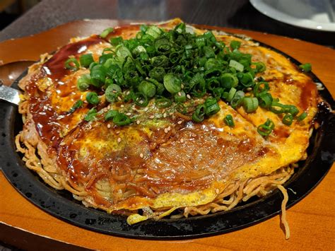 Hiroshima style Okonomiyaki at Chinchikurrin (West LA) : FoodLosAngeles