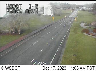 WSDOT - I-5 at MP 276.5: Peace Arch - Washington State Traffic Cameras