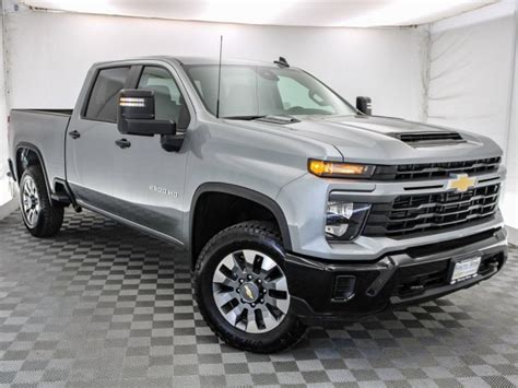 New 2024 Chevrolet Silverado 2500 HD Custom Crew Cab in San Diego #T108286 | Kearny Mesa Chevrolet