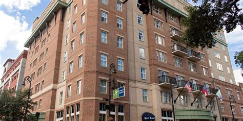 Holiday Inn Express Savannah-Historic District Map & Driving Directions | Parking Options for ...