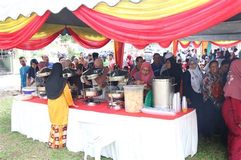 Wah, bakal pengantin dah boleh senyum! Akhirnya kenduri kahwin ...