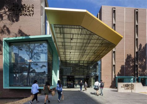 Monash University Clayton Campus - Sir Louis Matheson Library - Education Snapshots