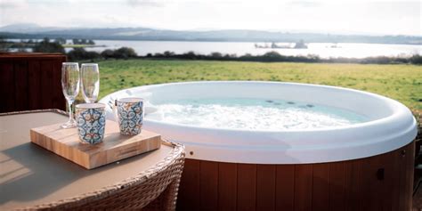 8 Popular Hot Tub Glamping Destinations in Ireland - Glamping in Ireland