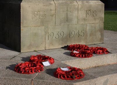 Darlington War Memorial Photo Gallery by Colin Bainbridge at pbase.com