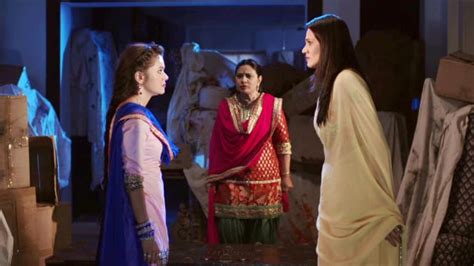 Saath Nibhaana Saathiya 2 - Watch Episode 1847 - Gopi Slaps Mansi! on Disney+ Hotstar