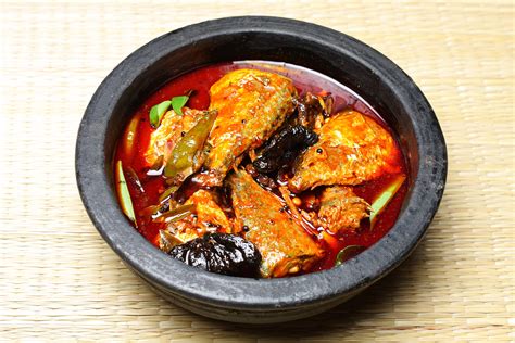 Malabar Fish Curry | Traditional Fish Dish From Kerala, India