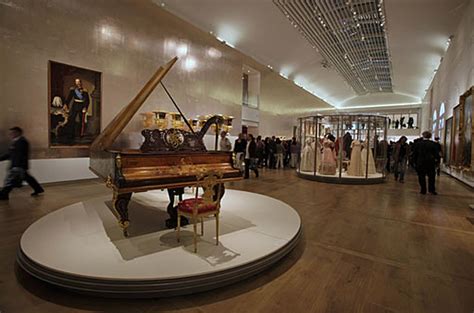 Royal Opening For Dutch Museum - Photo 5 - Pictures - CBS News