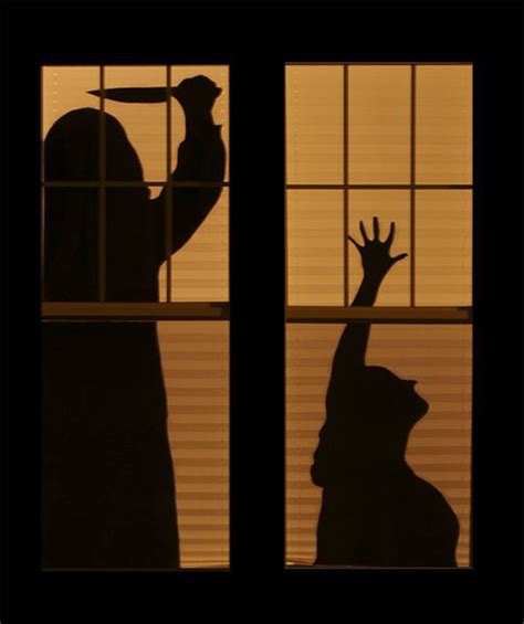 25 Scary DIY Halloween Window Silhouettes | HomeMydesign