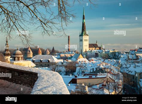 Winter morning in Tallinn old town, Estonia Stock Photo - Alamy