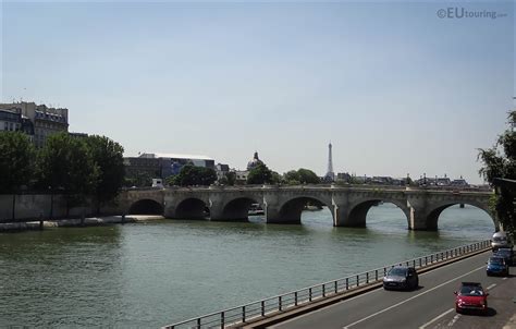 Photo of the River Seine oldest bridge in Paris - Page 146
