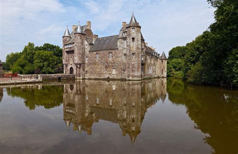 Best Castles in Brittany - Historic European Castles