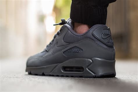 Nike Air Max 90 Essential Dark Grey - Sneaker Bar Detroit