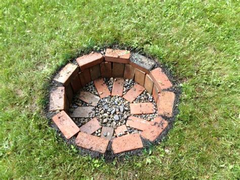 12 DIY Fire Pits For Your Backyard - Easy DIY Brick Fire Pit # ...