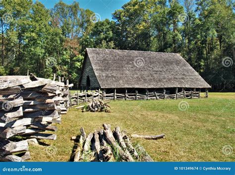 Oconaluftee Mountain Farm Museum Stock Photo - Image of historic, fence: 101349674