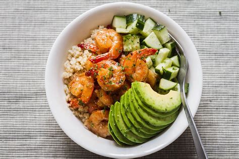 Shrimp Quinoa Bowl Recipe with Avocado — Eatwell101