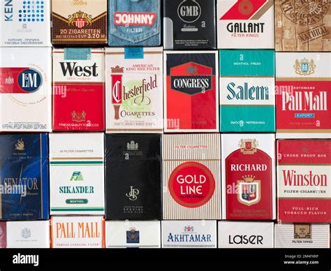 Salem cigarettes hi-res stock photography and images - Alamy