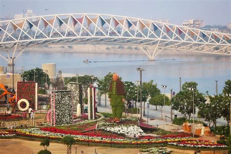 7 lakh people visit AMC’s Flower Show at Sabarmati Riverfront | DeshGujarat