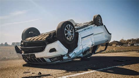 What to do After a Vehicle Rollover | Darrigo & Diaz