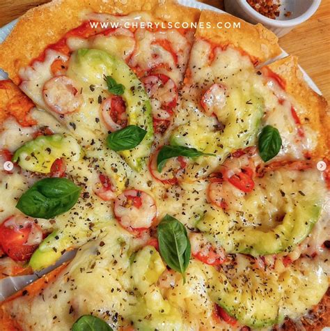 10" Oregano Ultra-Thin Crust Avocado Pizza (Vegan Pizza Available) - Cheryl Scones