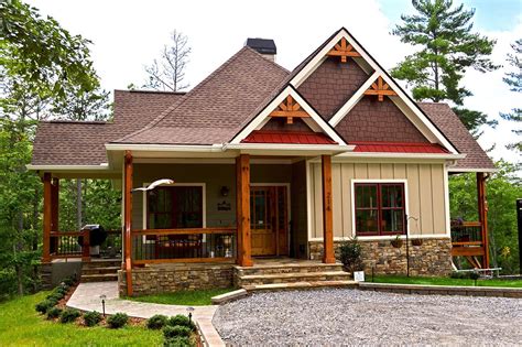 Exterior House Pictures | Lake, Mountain and Cabin Photos | Rustic house plans, Porch house ...