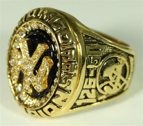 Derek Jeter Yankees High Quality Replica 1998 World Series Ring ...